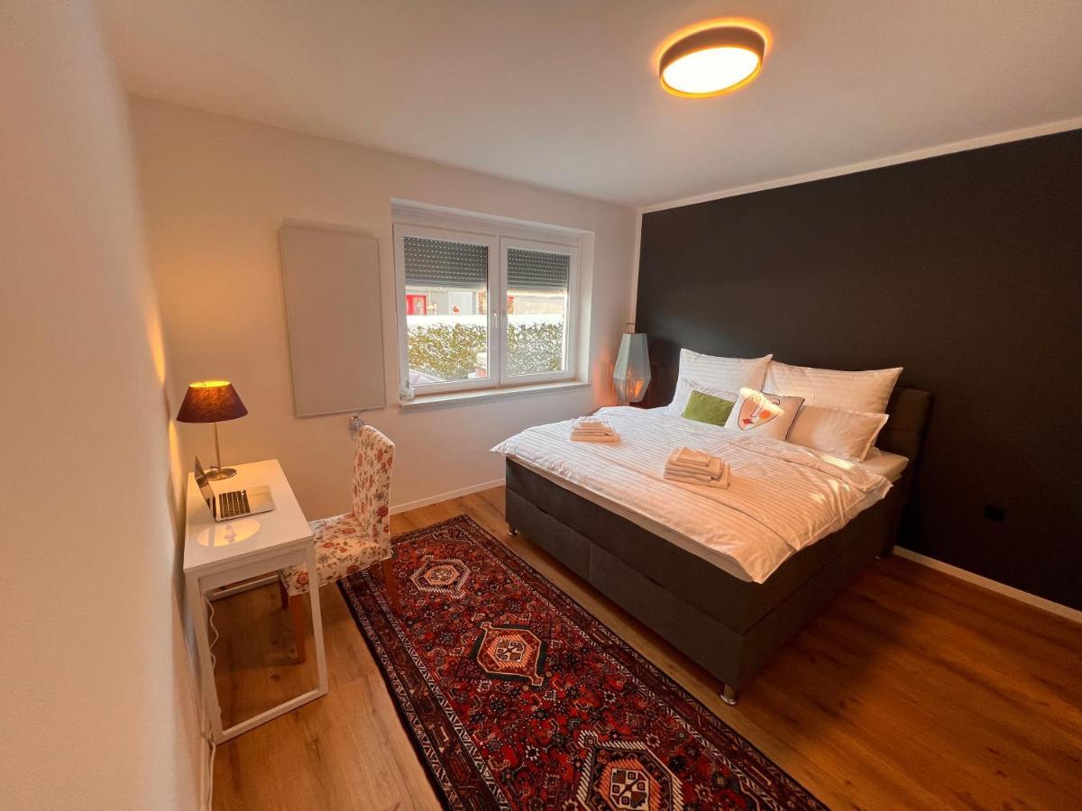 Ferienwohnung Imzaro: Erdgeschoss, 2 Schlafzimmer Plus Schlafsofa, Eigener Eingang, Grosse Terrasse Mit Garten! Spittal an der Drau Buitenkant foto