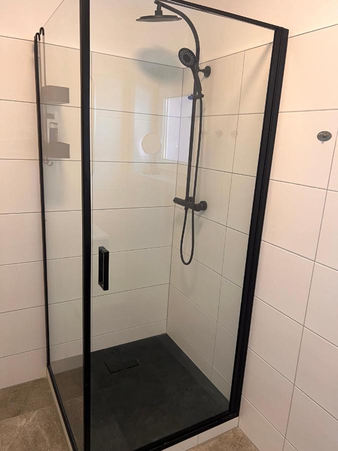 Ferienwohnung Imzaro: Erdgeschoss, 2 Schlafzimmer Plus Schlafsofa, Eigener Eingang, Grosse Terrasse Mit Garten! Spittal an der Drau Buitenkant foto